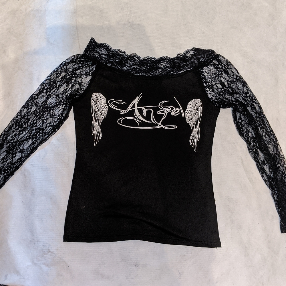 lace sleeves angle tee long sleeve